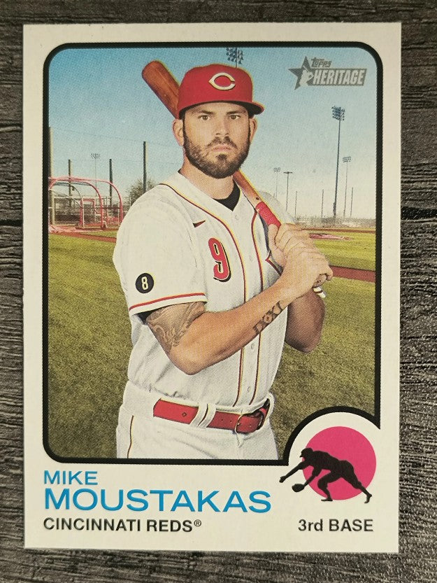 2022 Topps Heritage #4 Mike Moustakas