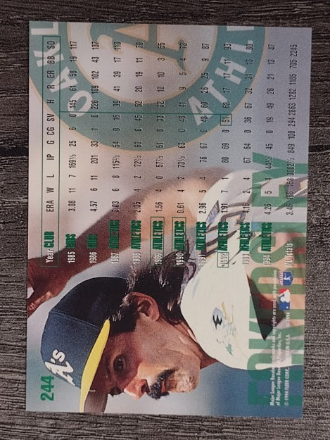 1995 Fleer #244 Dennis Eckersley