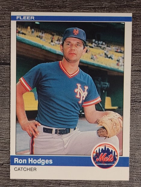 1984 Fleer #588 Ron Hodges
