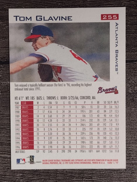 1997 Fleer #255 Tom Glavine