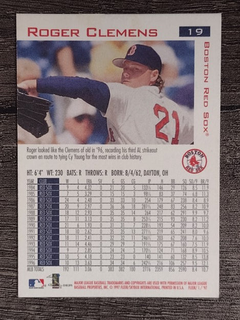 1997 Fleer #19 Roger Clemens