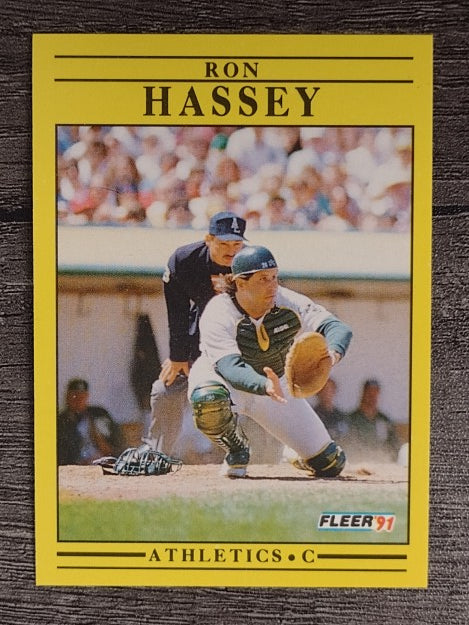 1991 Fleer #8 Ron Hassey