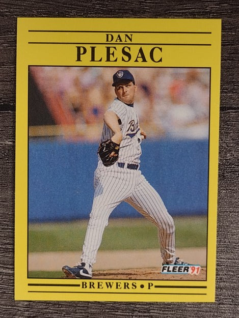 1991 Fleer #594 Dan Plesac