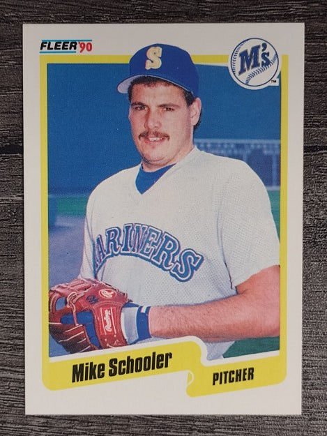 1990 Fleer #525 Mike Schooler