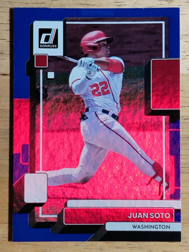 2022 Donruss Holo Blue #225 Juan Soto