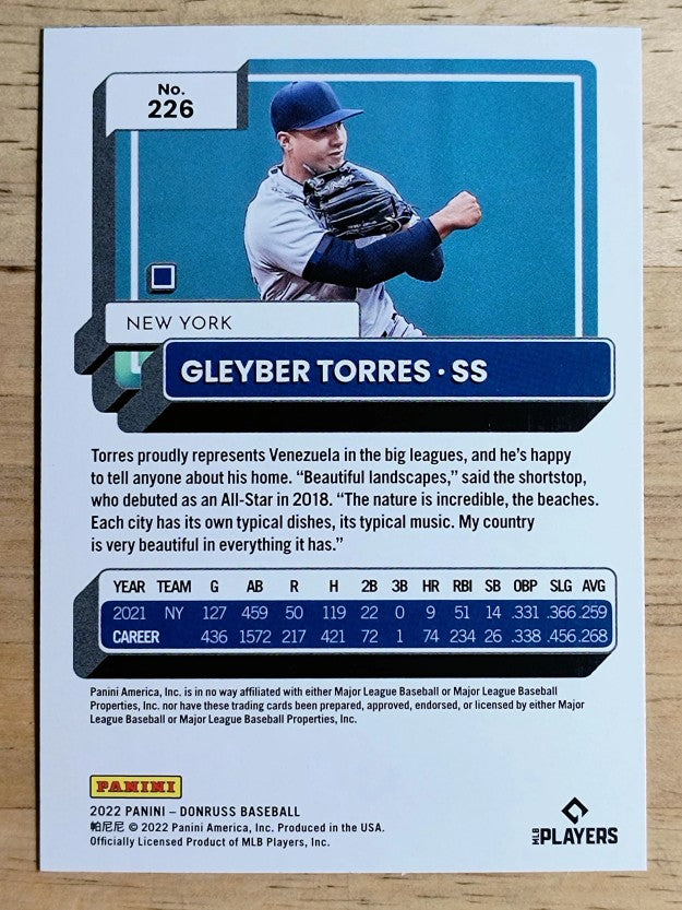 2022 Donruss Holo Blue #226 Gleyber Torres