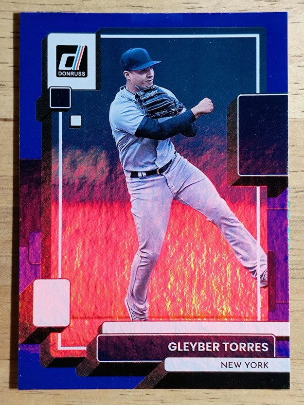2022 Donruss Holo Blue #226 Gleyber Torres