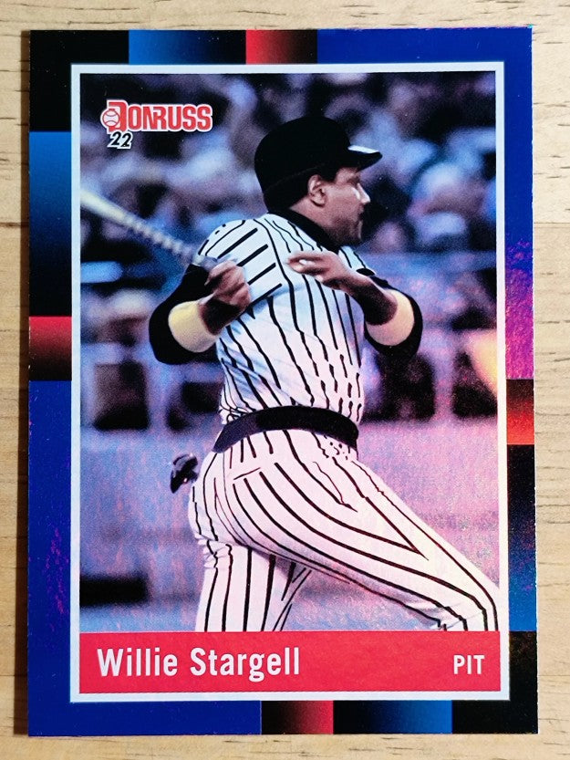 2022 Donruss Holo Blue #233 Willie Stargell RETRO