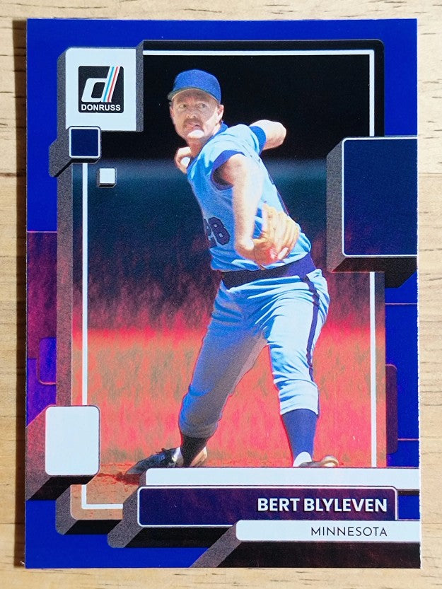 2022 Donruss Holo Blue #171 Bert Blyleven