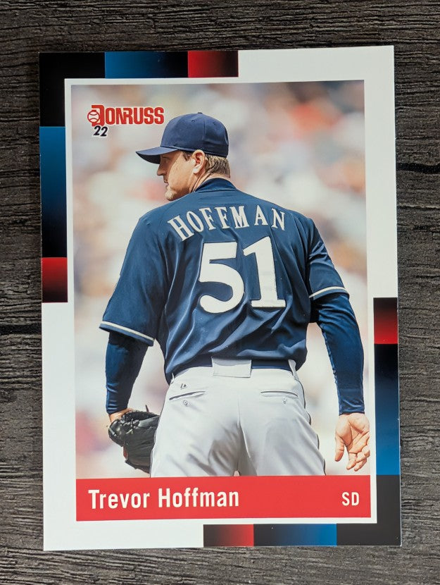 2022 Donruss #252 Trevor Hoffman RETRO