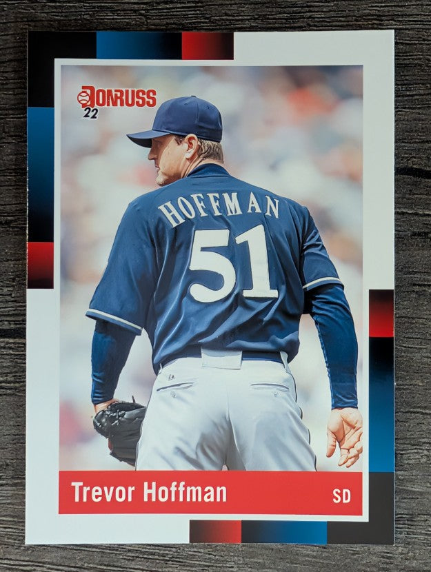 2022 Donruss #252 Trevor Hoffman RETRO