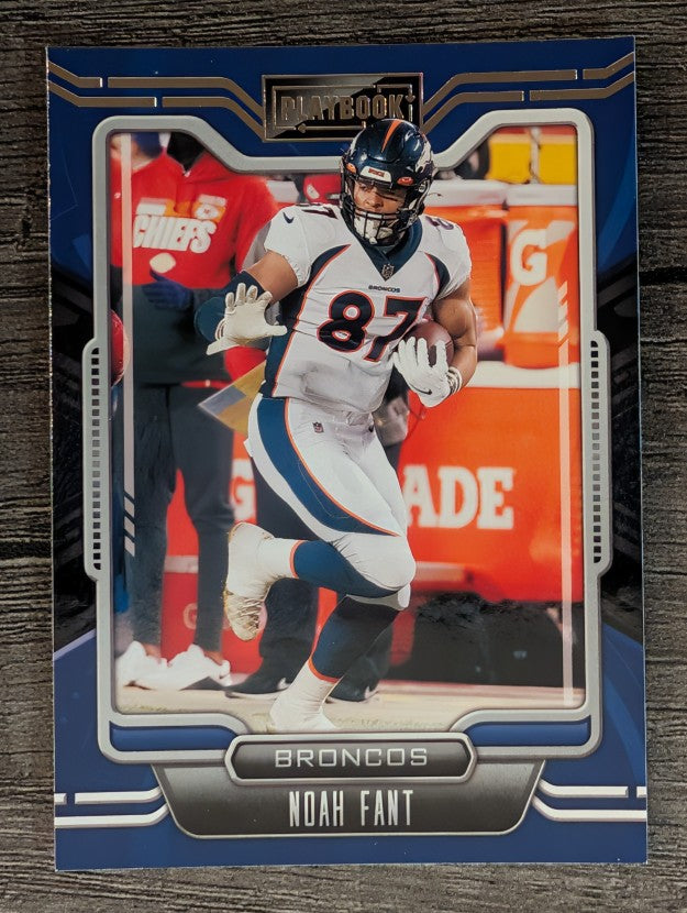 2021 Panini Playbook #28 Noah Fant