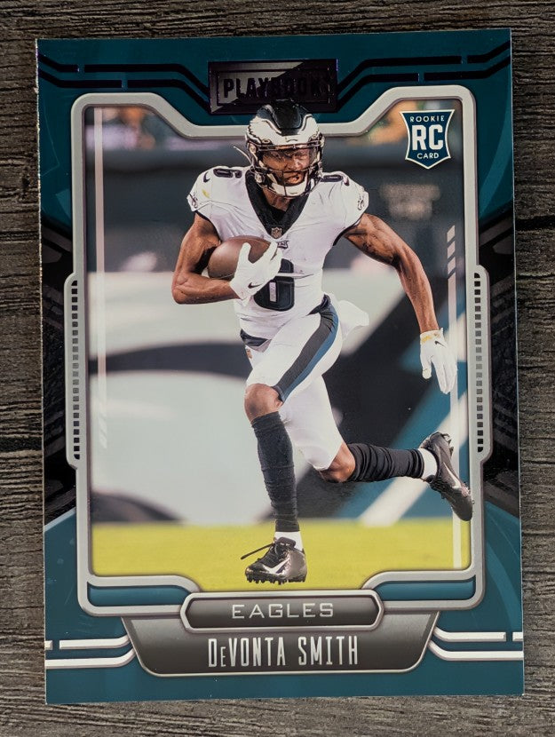 2021 Panini Playbook Purple #107 DeVonta Smith