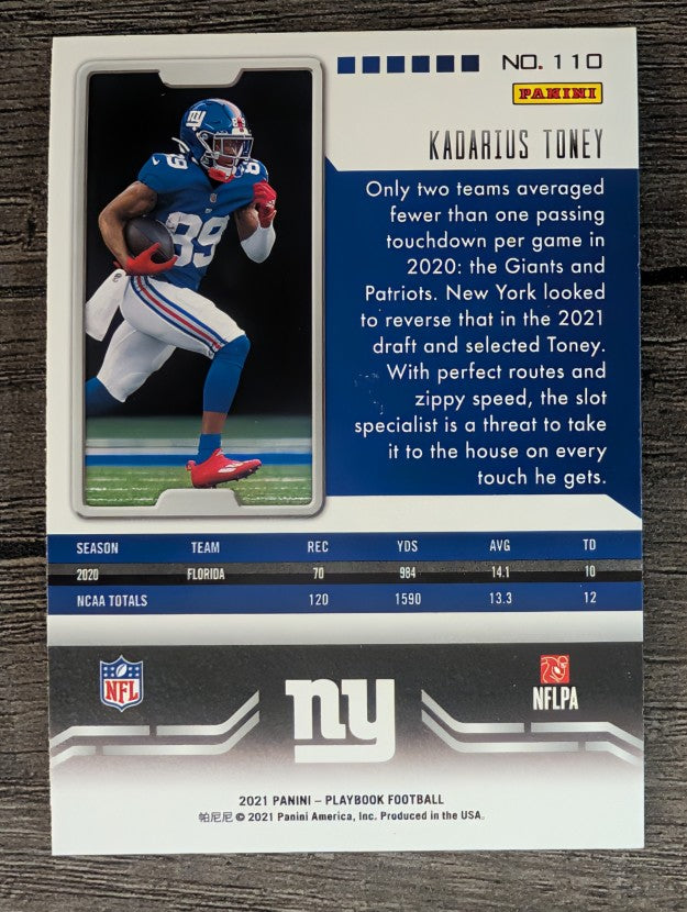 2021 Panini Playbook Sparkle #110 Kadarius Toney