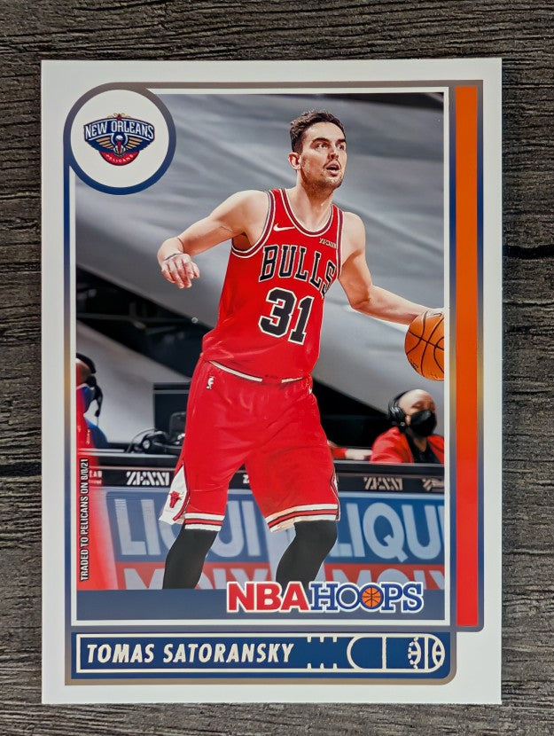 2021-22 Hoops #75 Tomas Satoransky