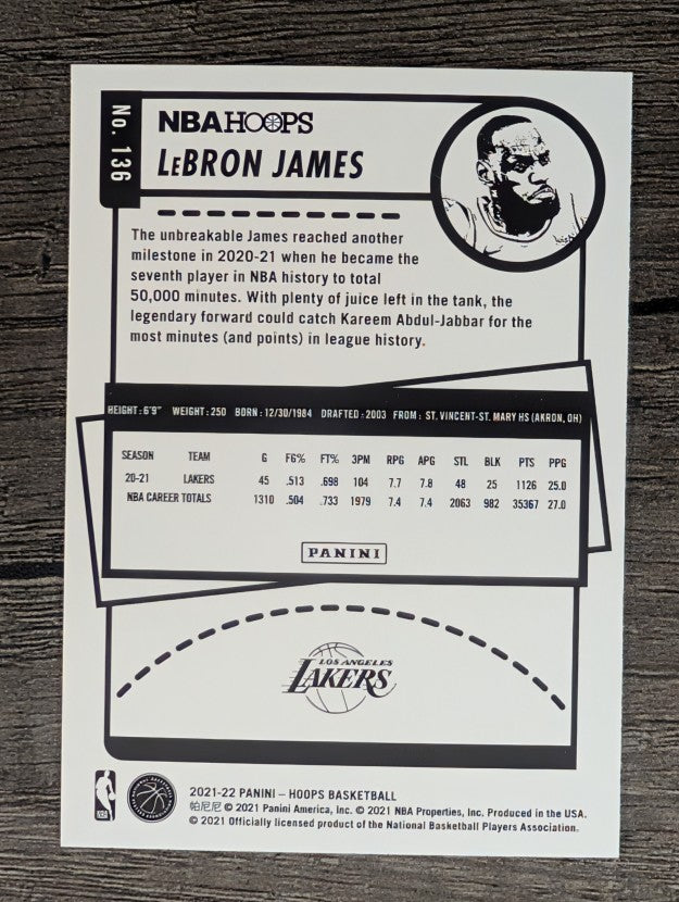 2021-22 Hoops #136 LeBron James
