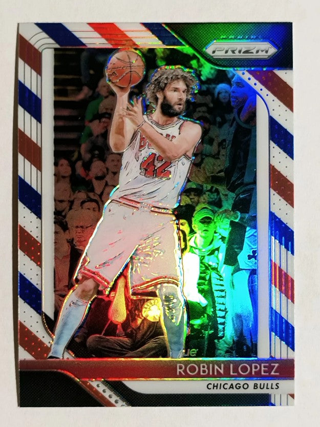 2018-19 Panini Prizm Prizms Red White and Blue #120 Robin Lopez