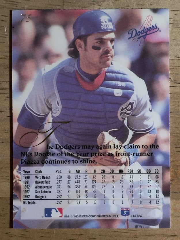 1993 Flair #75 Mike Piazza