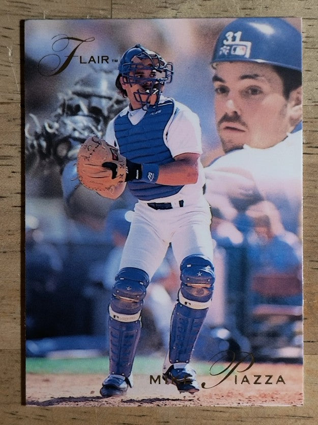 1993 Flair #75 Mike Piazza