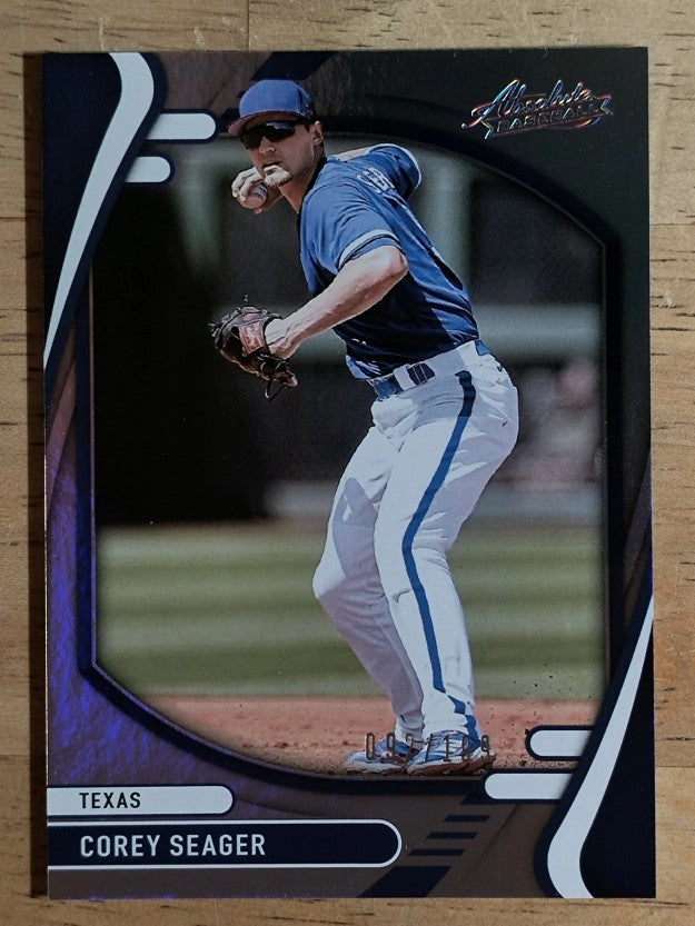 2022 Absolute Holo Silver #29 Corey Seager
