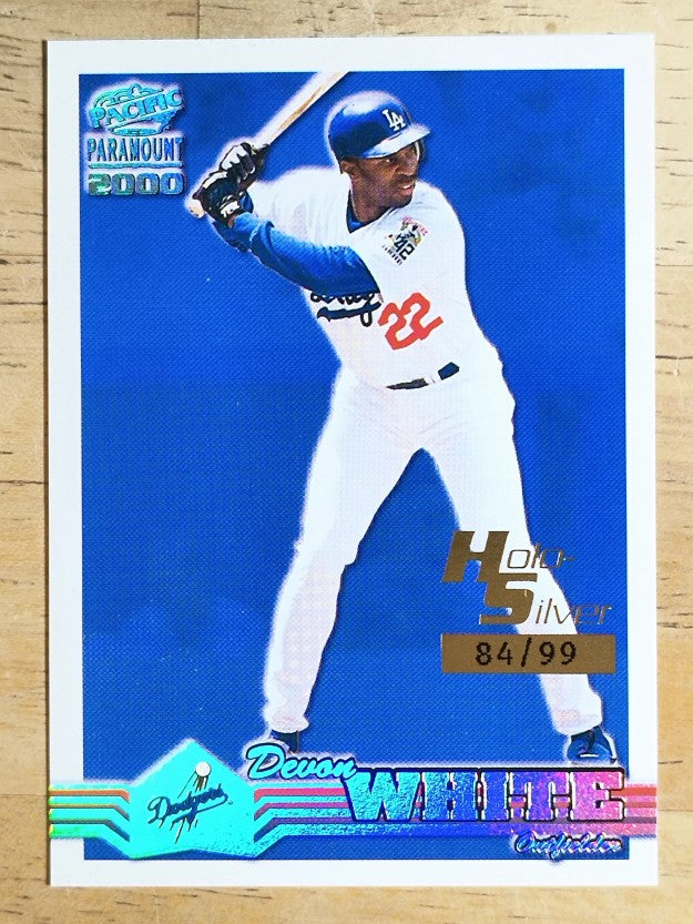 2000 Paramount Holographic Silver #123 Devon White