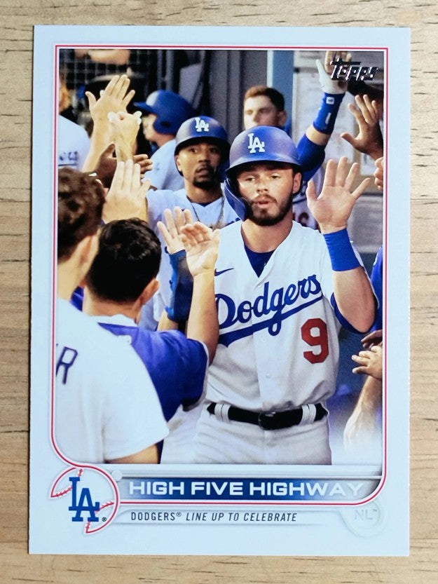 2022 Topps #505 High Five Highway/Gavin Lux/Mookie Betts