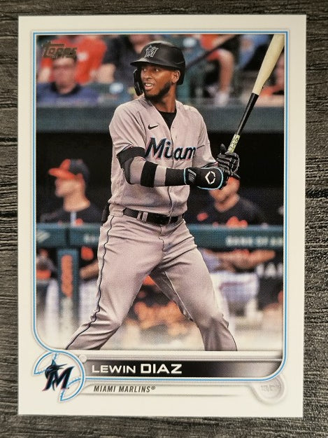 2022 Topps #613 Lewin Diaz