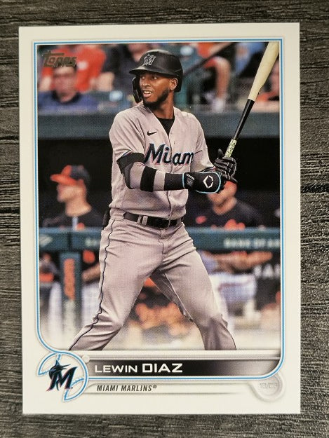 2022 Topps #613 Lewin Diaz