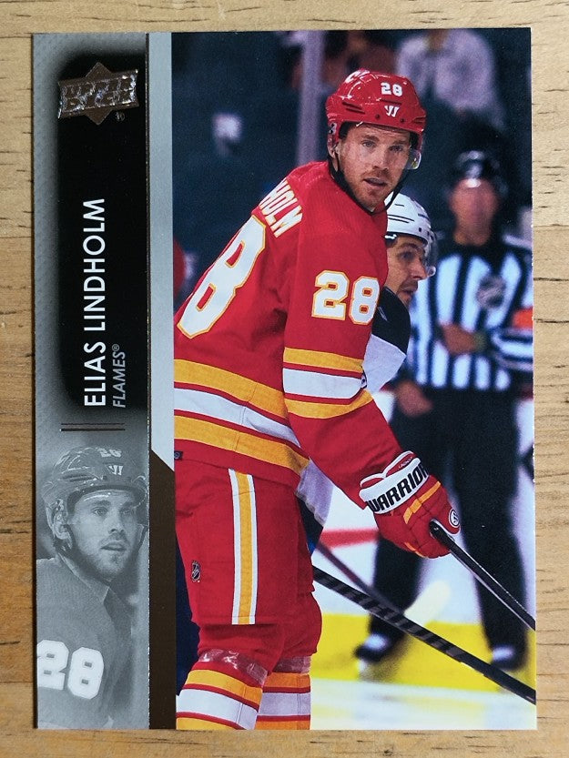 2021-22 Upper Deck #277 Elias Lindholm
