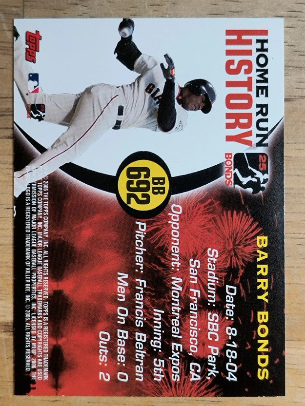 2005 Topps Barry Bonds Home Run History #692 Barry Bonds HR692