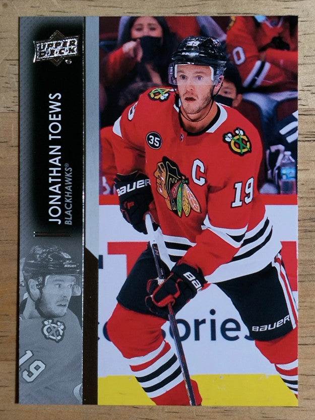 2021-22 Upper Deck #294 Jonathan Toews