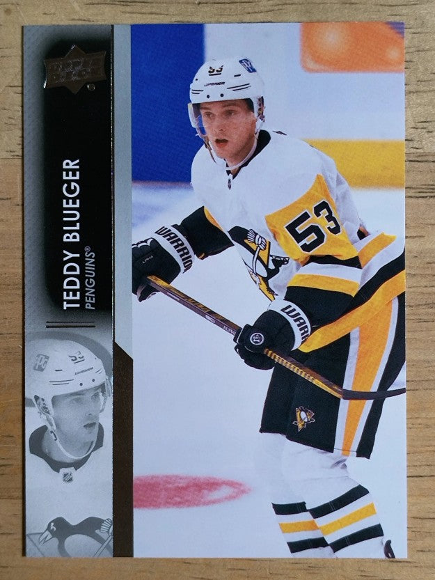 2021-22 Upper Deck #387 Teddy Blueger