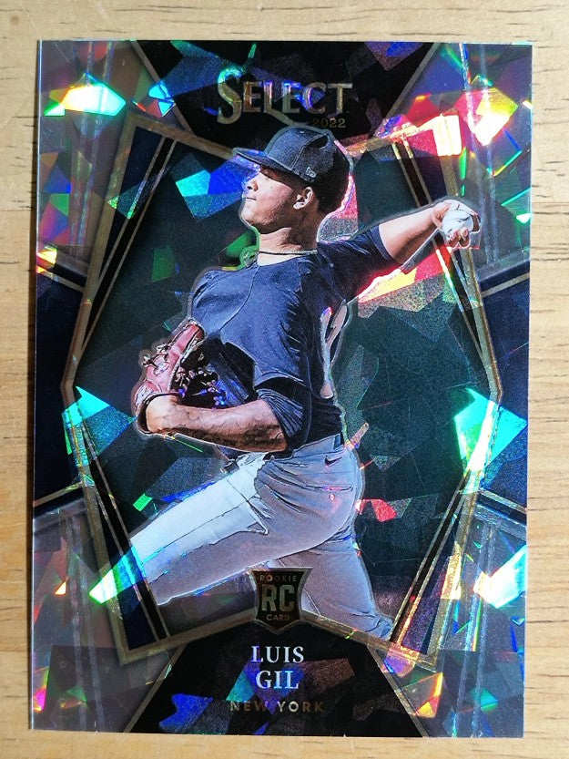 2022 Select Cracked Ice #111 Luis Gil PRM