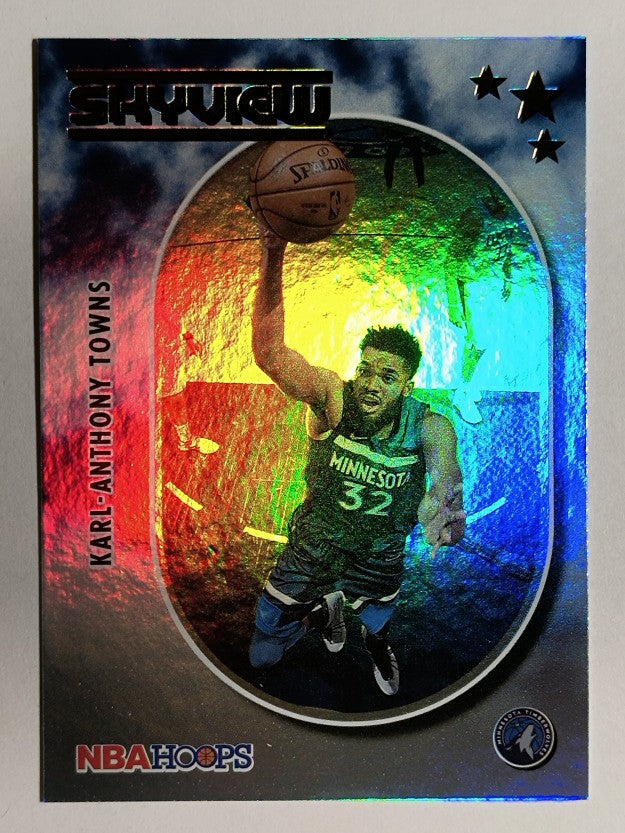 2021-22 Hoops Skyview Holo #10 Karl-Anthony Towns