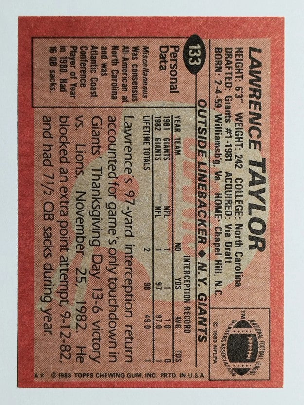 1983 Topps #133 Lawrence Taylor PB