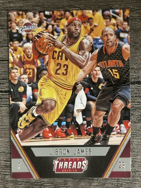 2015-16 Panini Threads #43 LeBron James (NM)