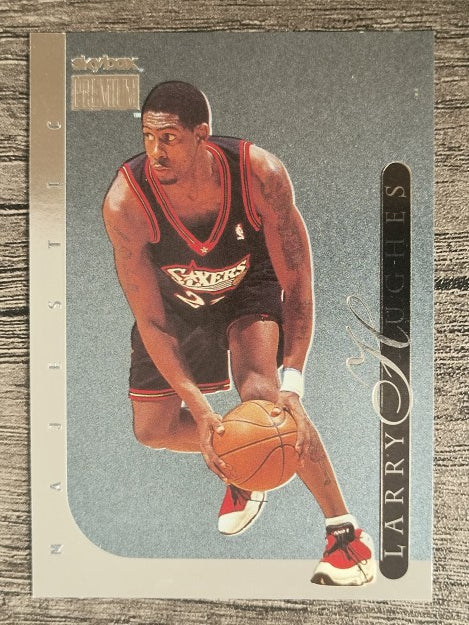 1999-00 SkyBox Premium Majestic #7 Larry Hughes