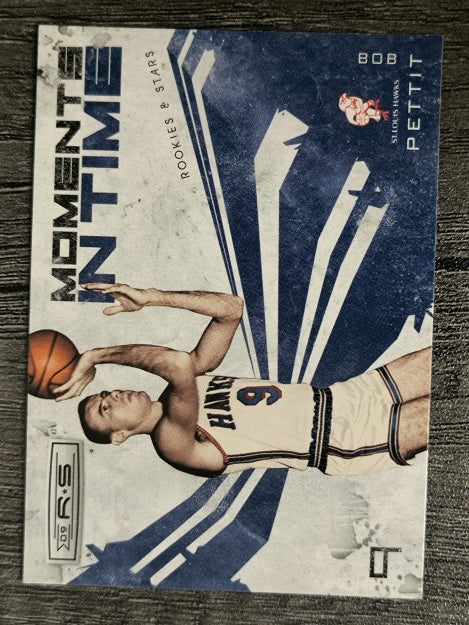 2009-10 Rookies and Stars Moments in Time #1 Bob Pettit