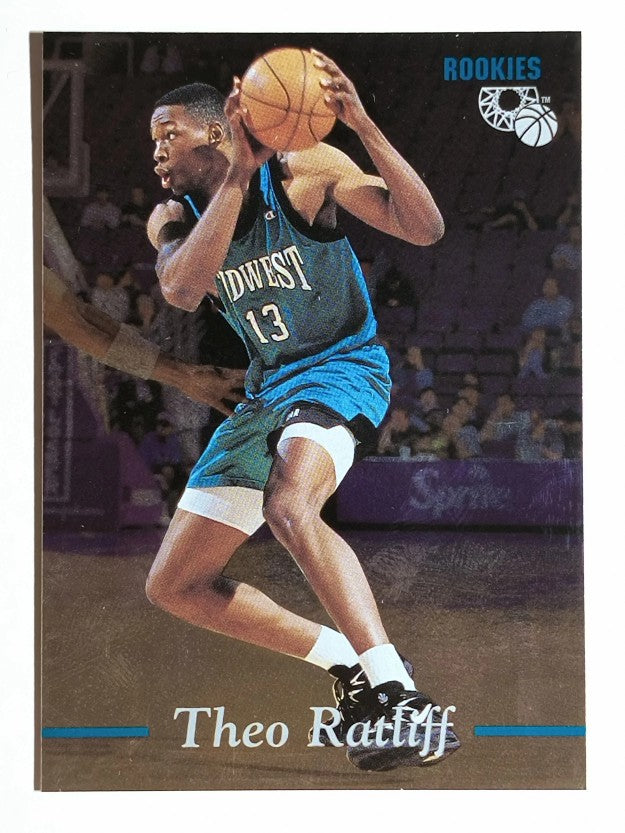 1995 Classic Silver Foil #16 Theo Ratliff