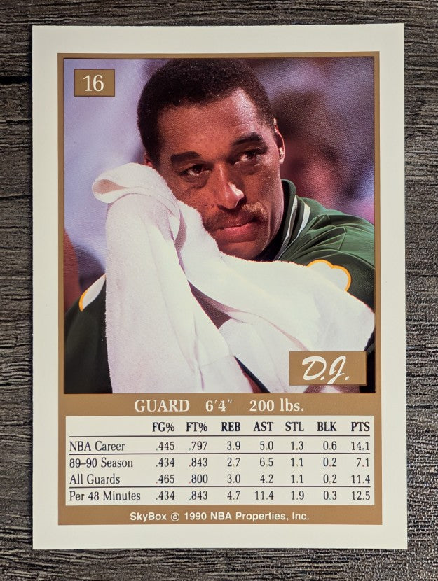 1990-91 SkyBox #16 Dennis Johnson SP