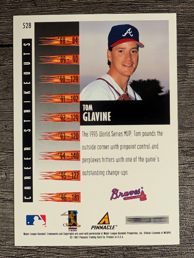 1997 Score #528 Tom Glavine RF