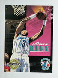 1992-93 SkyBox #332 Alonzo Mourning SP RC