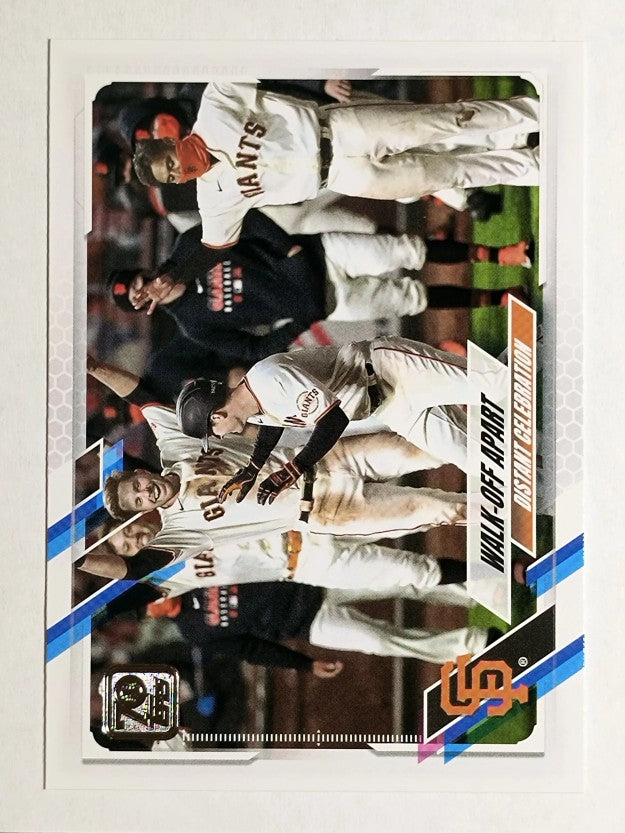 2021 Topps #258 Walk-Off Apart/Mike Yastrzemski