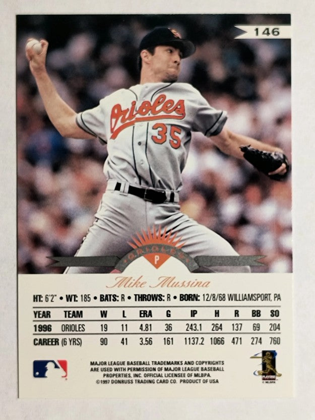 1997 Leaf #146 Mike Mussina