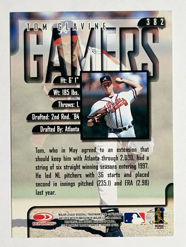 1997 Leaf #382 Tom Glavine GM