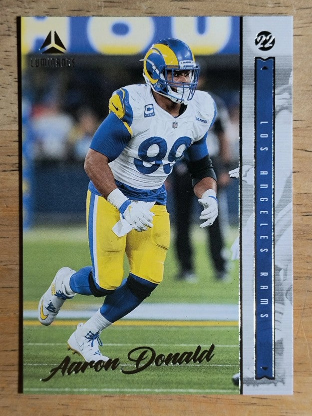 2022 Panini Luminance #39 Aaron Donald