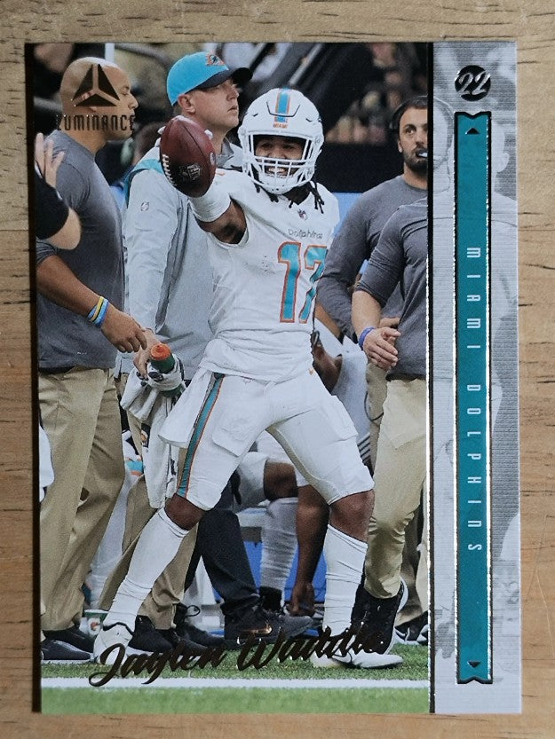 2022 Panini Luminance #61 Jaylen Waddle