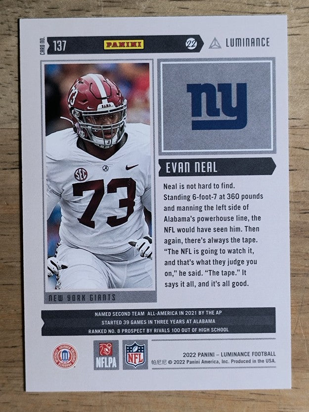 2022 Panini Luminance Blue #137 Evan Neal