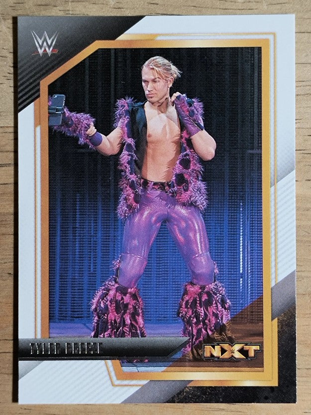 2022 Panini WWE NXT #117 Tyler Breeze