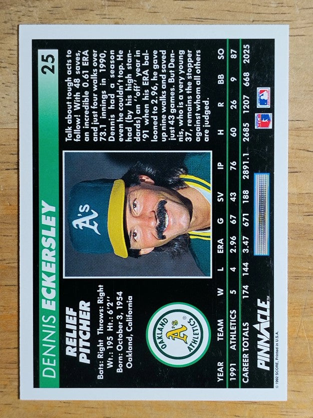 1992 Pinnacle #25 Dennis Eckersley